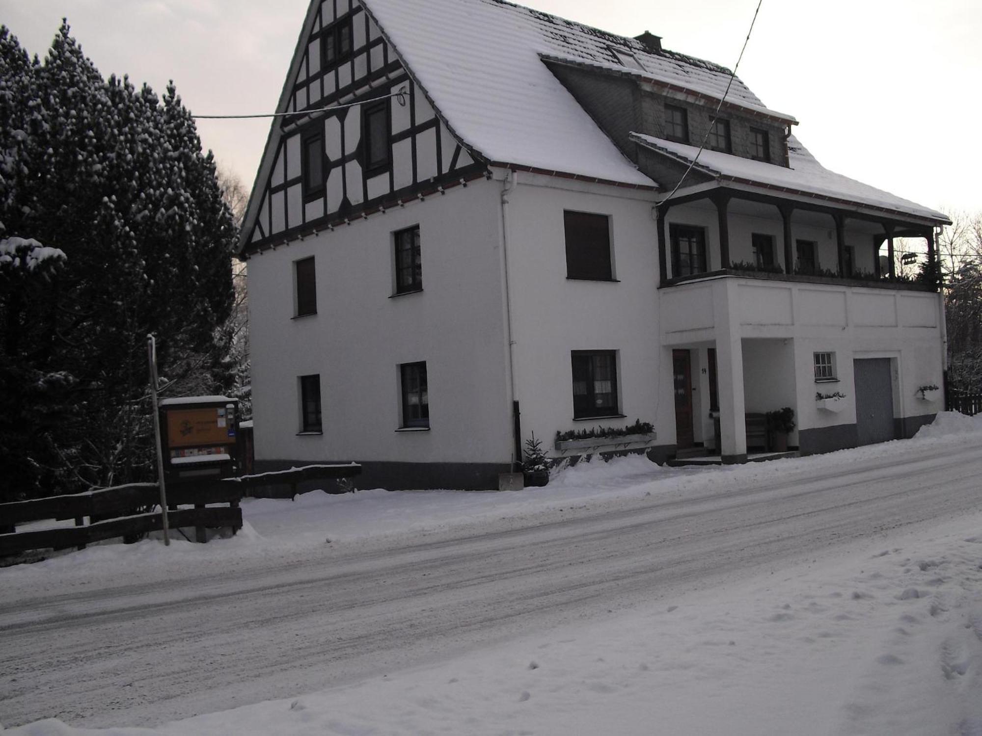 Cosy Apartment In Menkhausen Near The Ski Area Schmallenberg Dış mekan fotoğraf